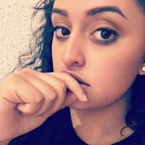 Meet your Posher, Gabriela